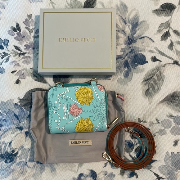 Emilio Pucci Card Case - Picture 8 of 8